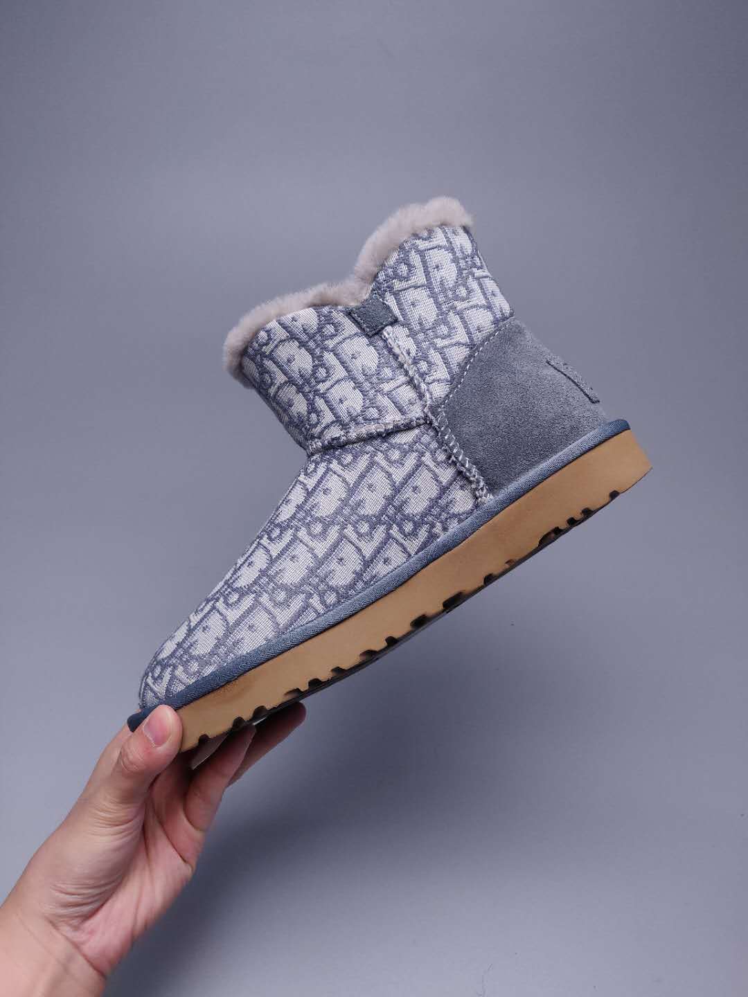 Gray Textile-Pattern Boots | Style 6554