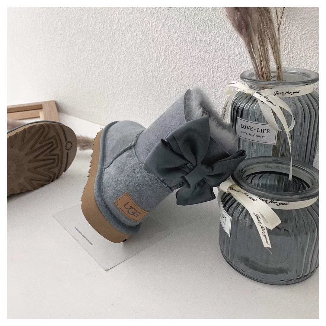 Gray Bow-Detail Ankle Boots | Style 3130