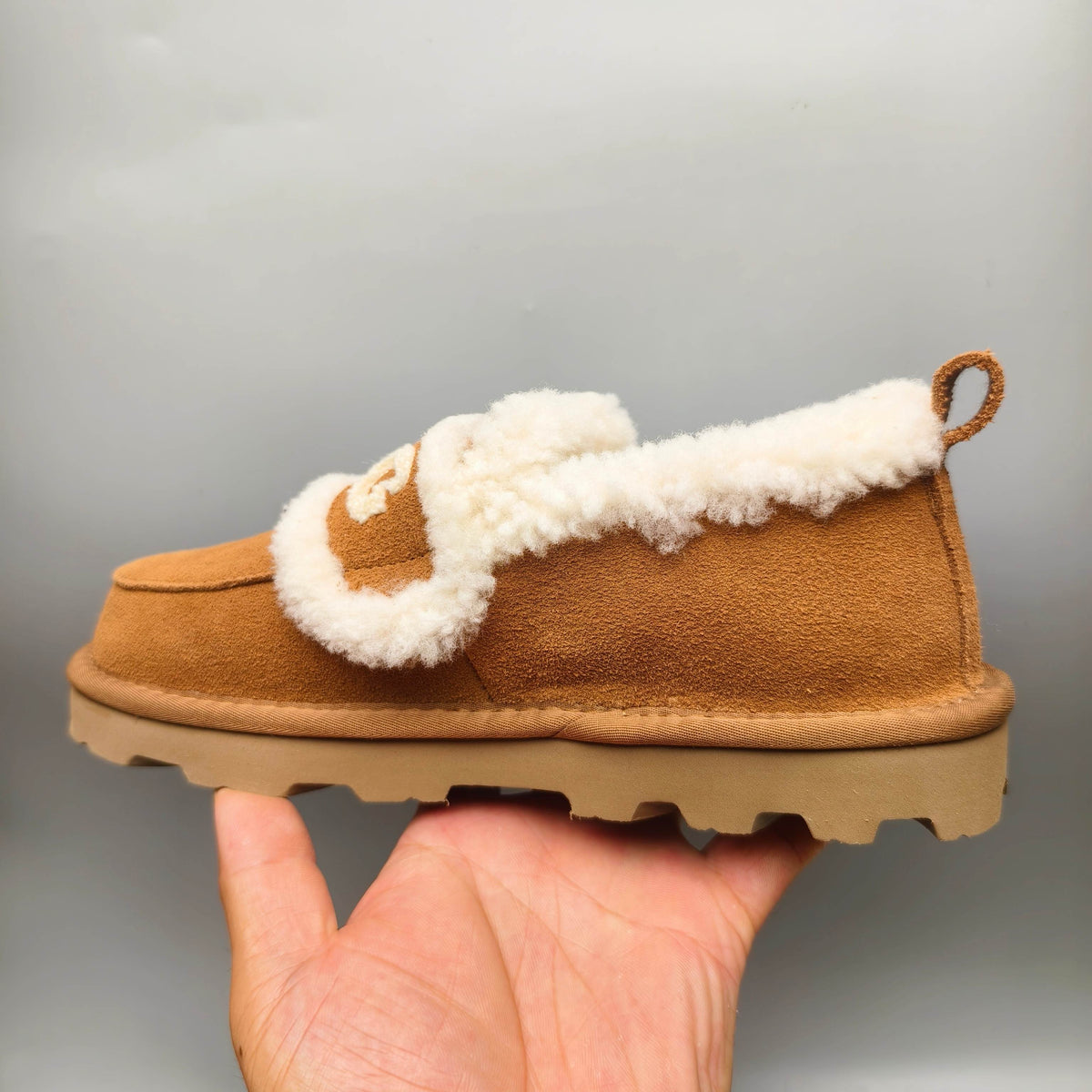 Chestnut Closed-Back Casual Shoes with Oversized Logo | Style 2939