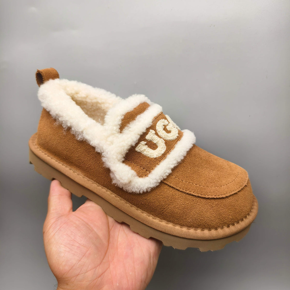 Chestnut Closed-Back Casual Shoes with Oversized Logo | Style 2939