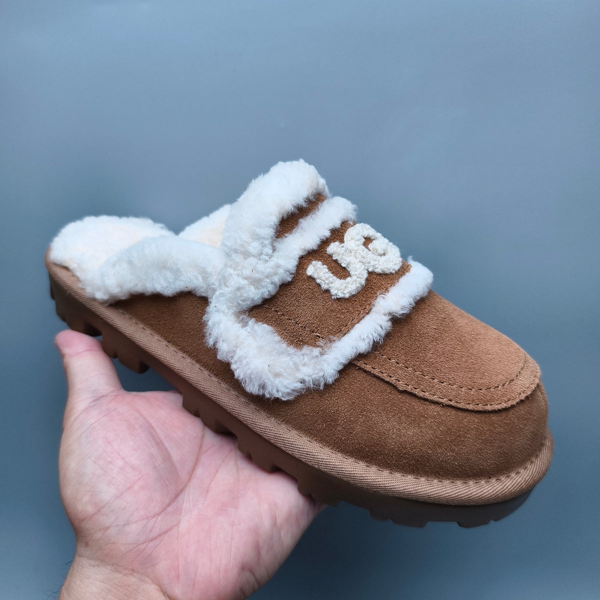 Chestnut Curly Plush Logo Slippers | Style 1206