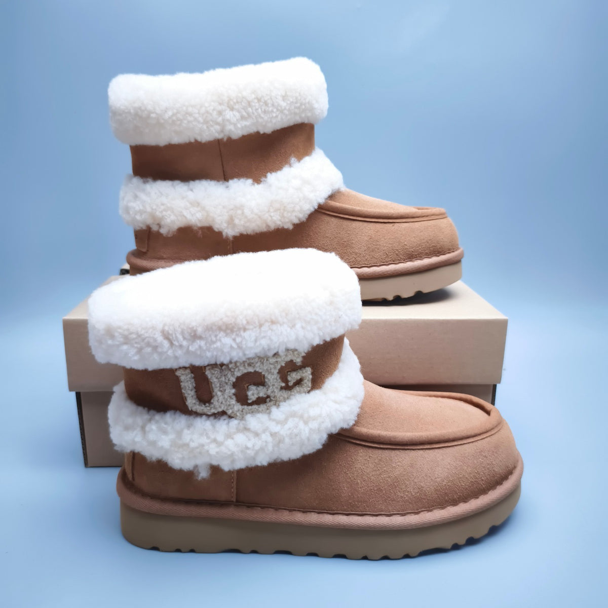 Chestnut Curly-Textured Mid-Top Boots with Oversized Logo | Style 5410