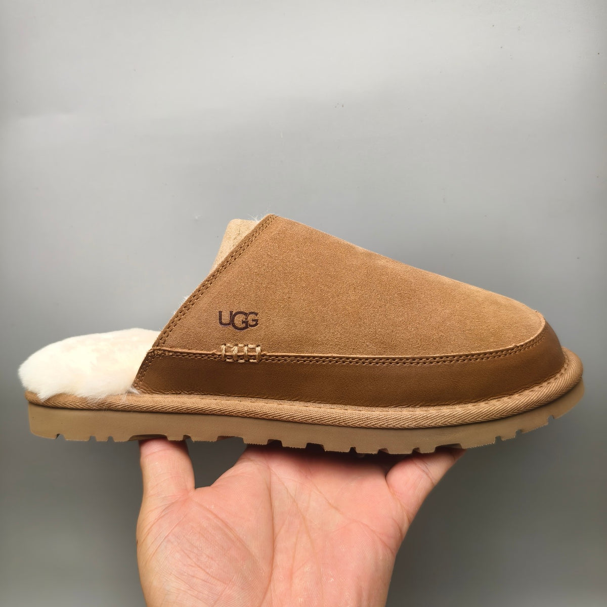 Chestnut Men's Ultra-Lightweight Fluffy Casual Slippers | Style 4585