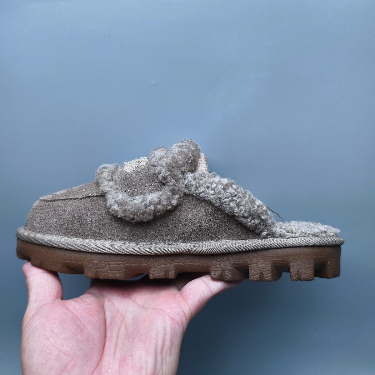 Antelope Brown Curly Plush Logo Slippers | Style 1206