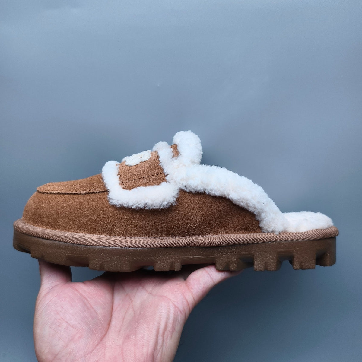 Chestnut Curly Plush Logo Slippers | Style 1206