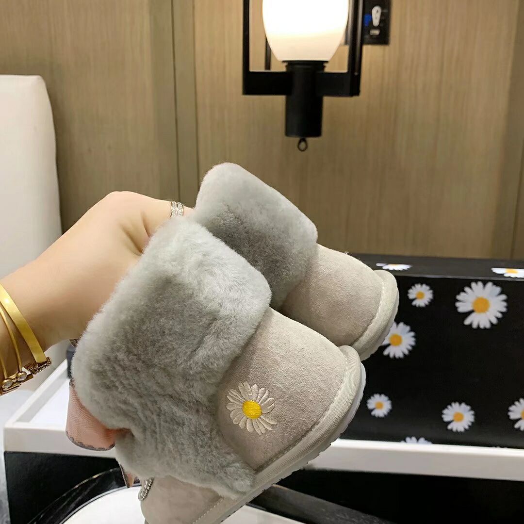 Gray Daisy Chain & Ribbon Shoes | Style 7888