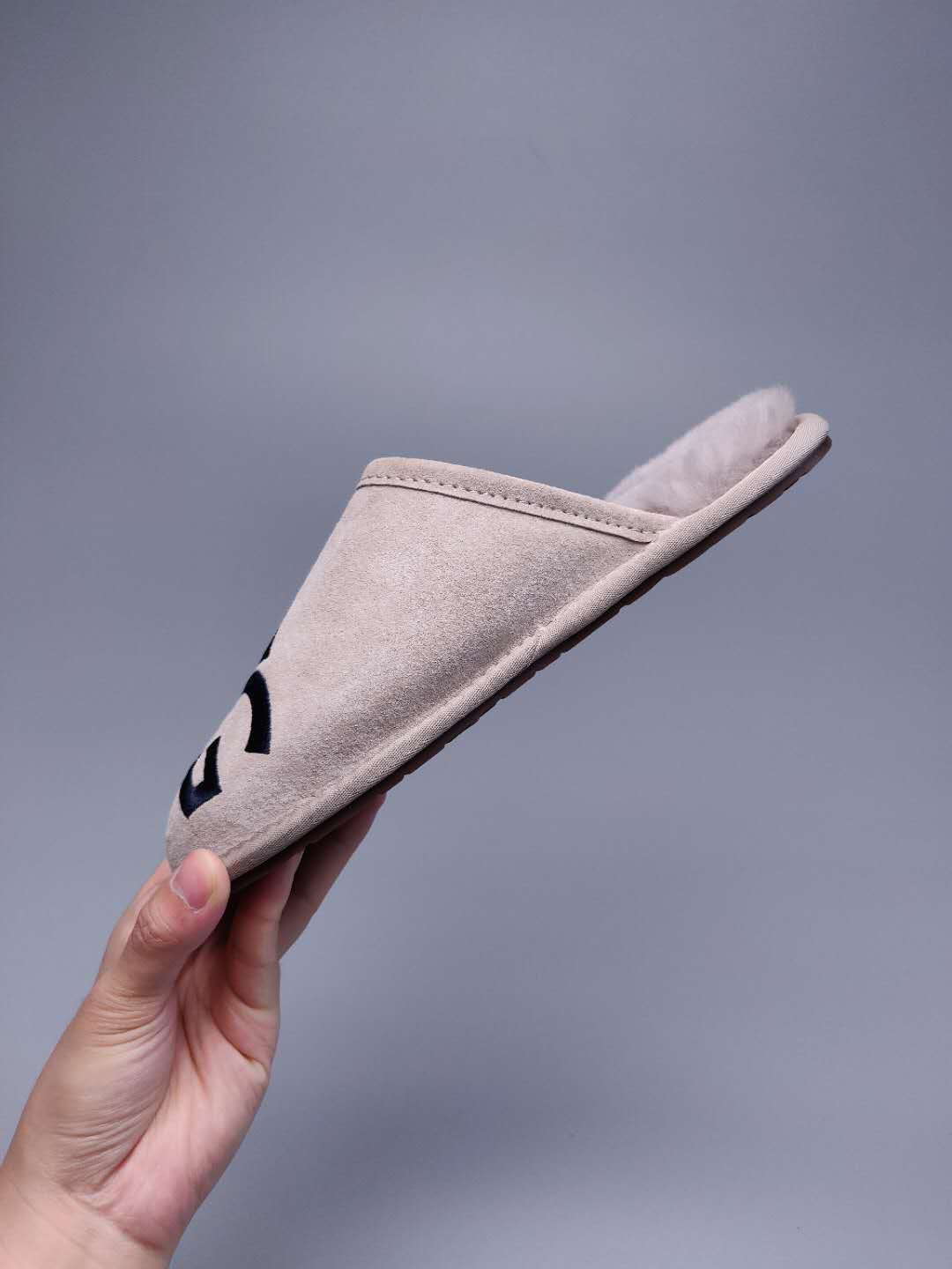 Gray Indoor Slippers with Large G Detail | Style 2593