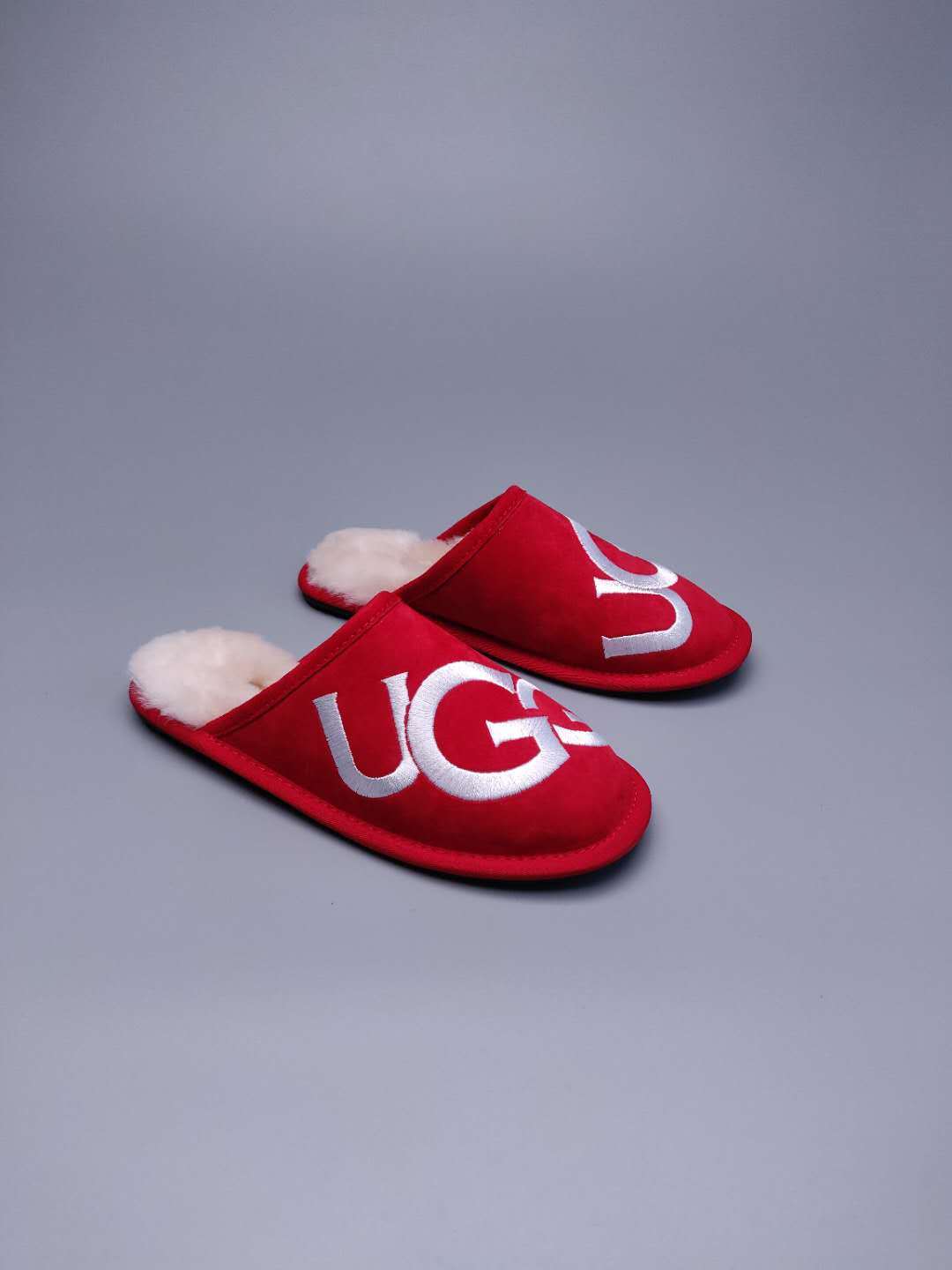 Bright Red Indoor Slippers with Large G Detail | Style 2593