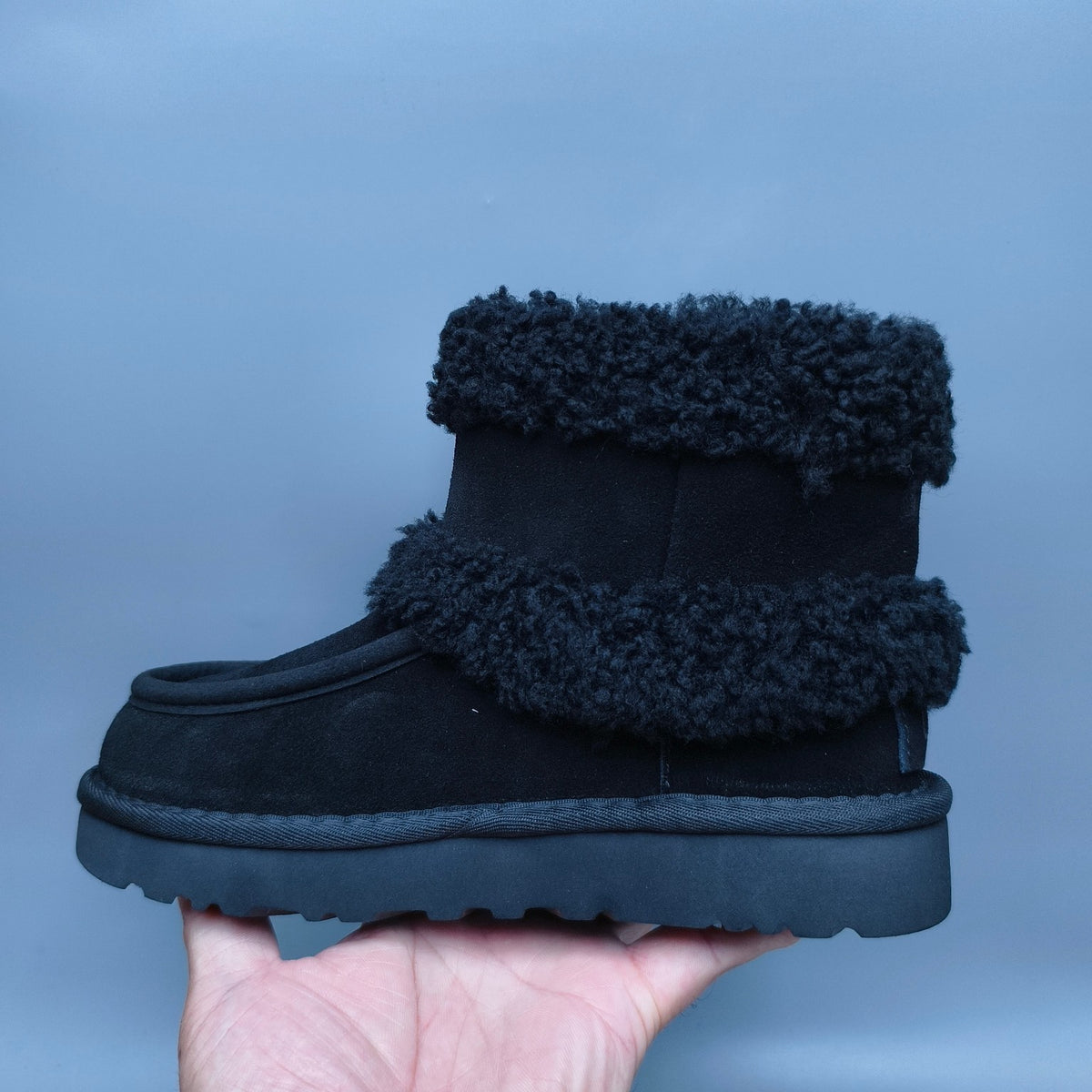 Black Curly-Textured Mid-Top Boots with Oversized Logo | Style 5410